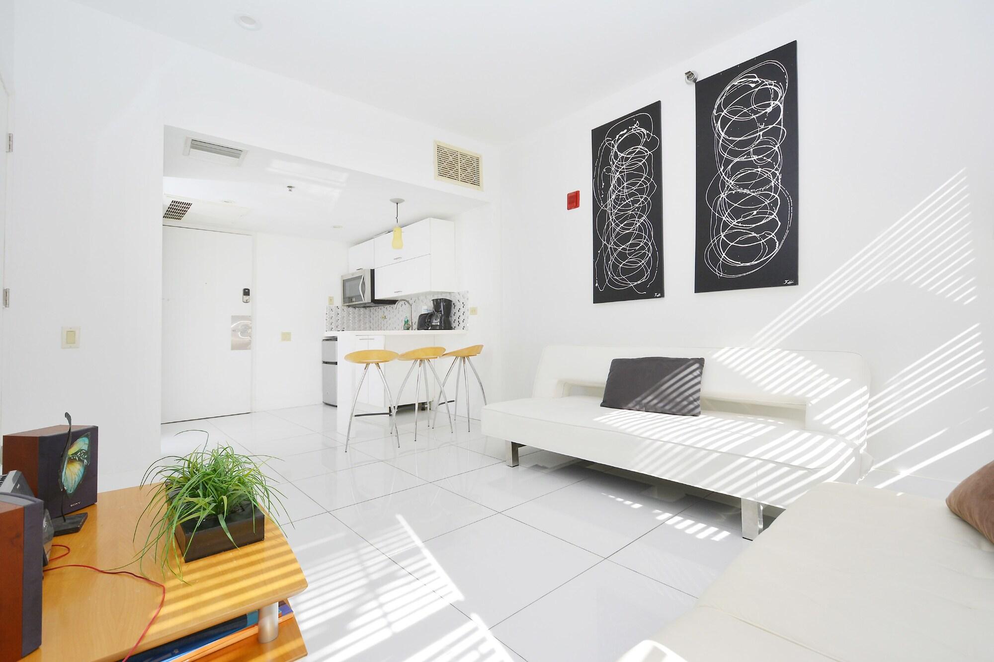 First Street Apartments Miami Beach Bagian luar foto