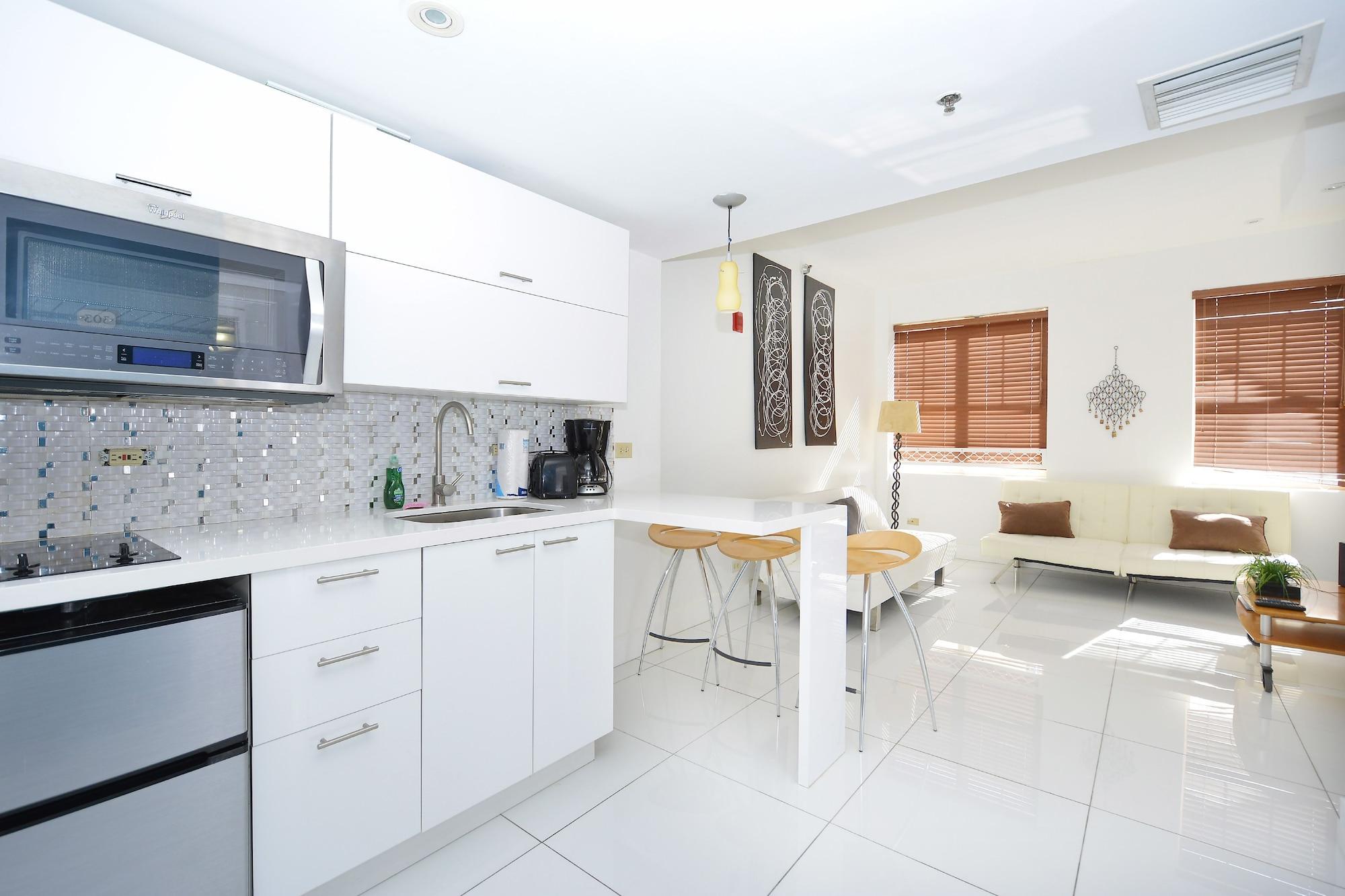 First Street Apartments Miami Beach Bagian luar foto