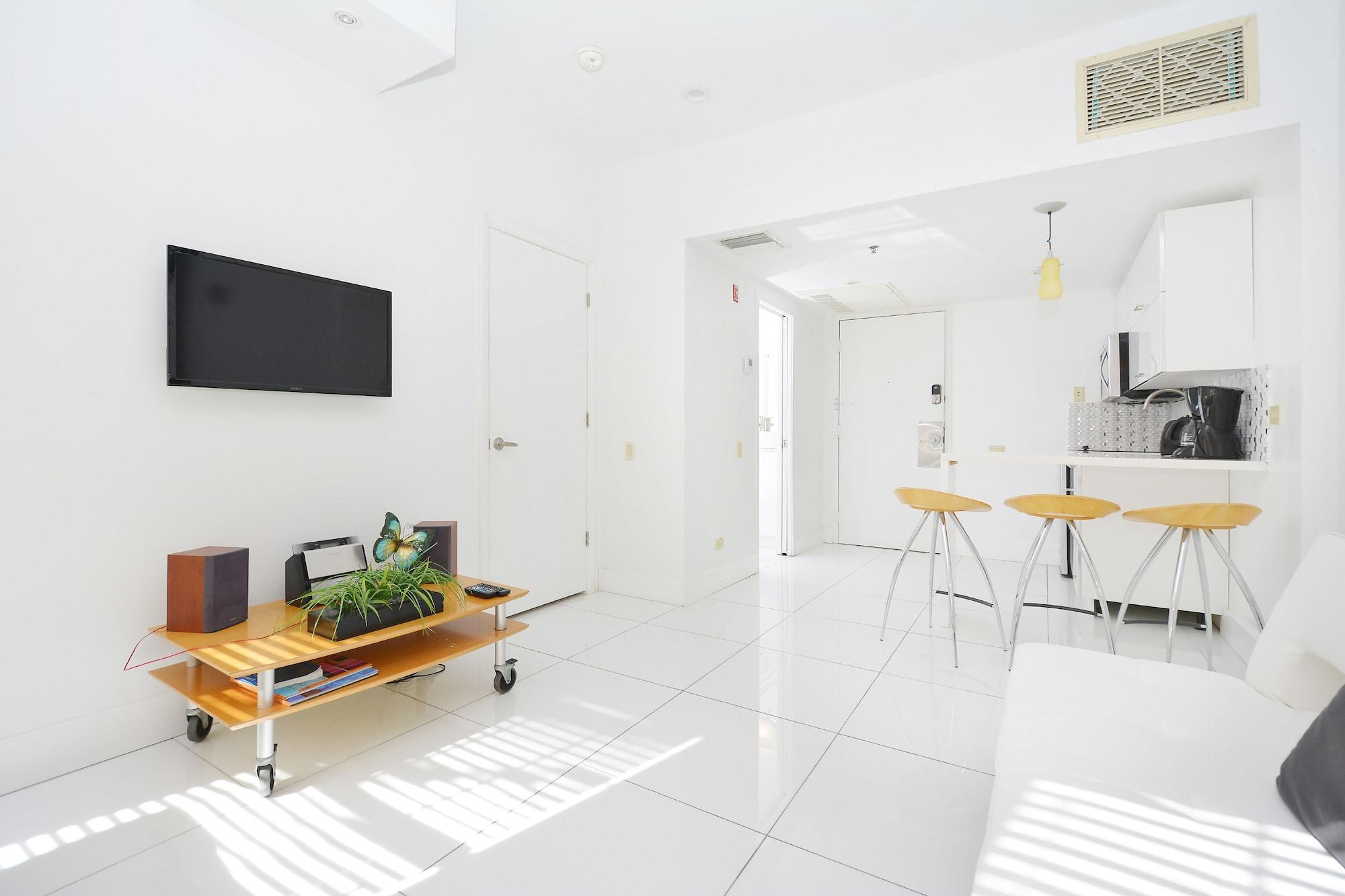 First Street Apartments Miami Beach Bagian luar foto