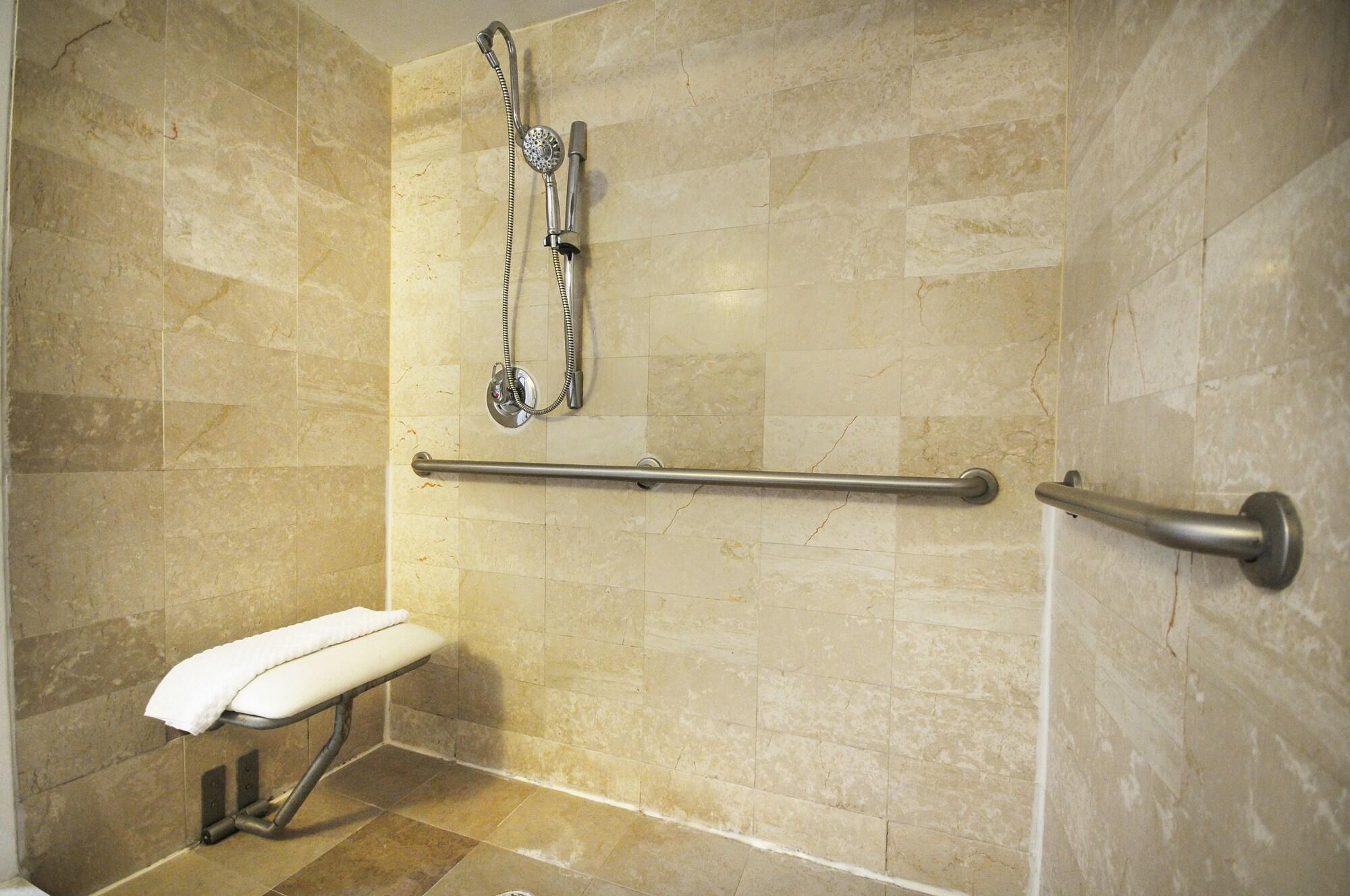 First Street Apartments Miami Beach Bagian luar foto