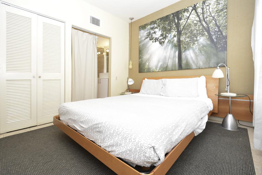 First Street Apartments Miami Beach Bagian luar foto