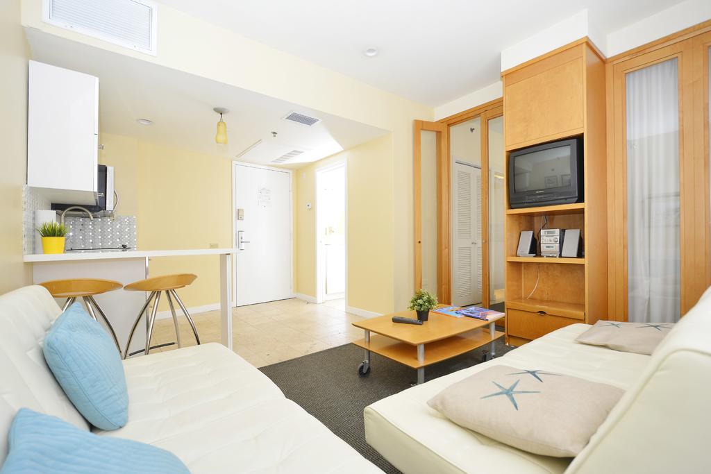 First Street Apartments Miami Beach Bagian luar foto