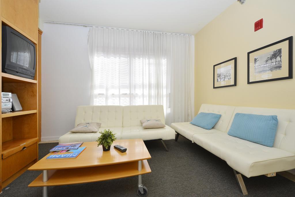 First Street Apartments Miami Beach Bagian luar foto